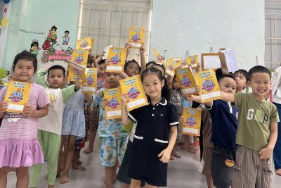 Khám sức khỏe định kỳ cho các bé yêu